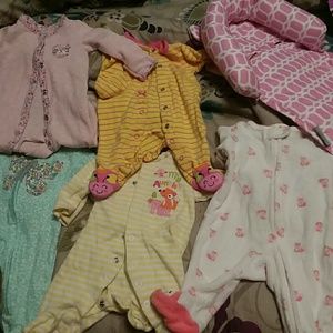 5 Nb sleepers and car seat insert